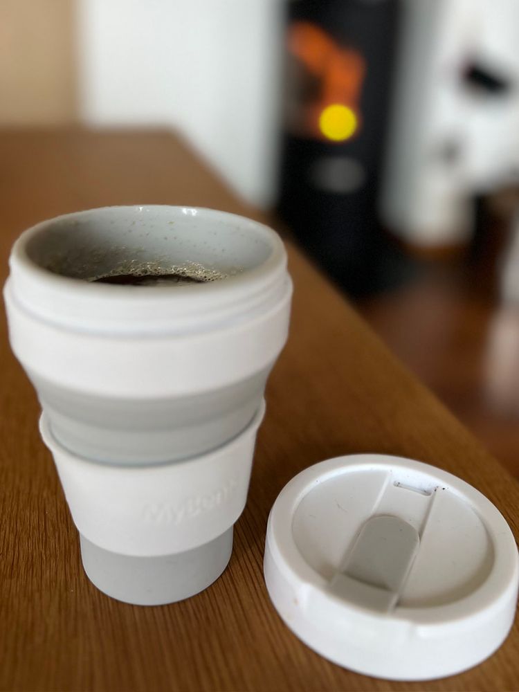 Bento Pop up drikkekopp i grå