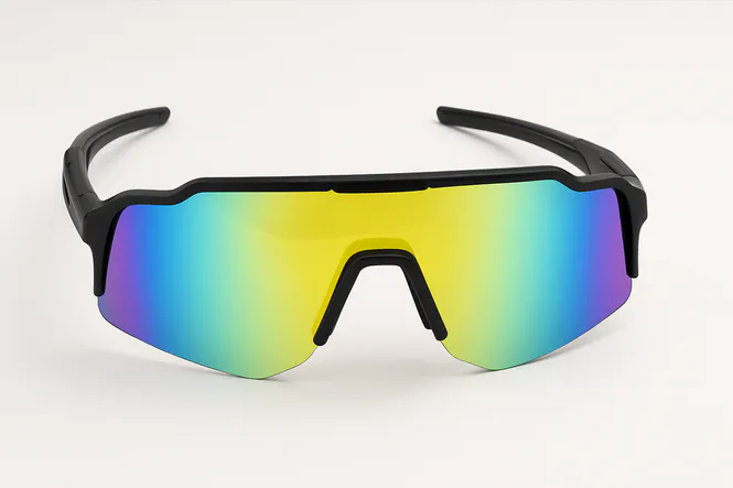 Hovedbilde Multisport solbrille i sort - Med etui og oppbevaringspose  Sterke Tim