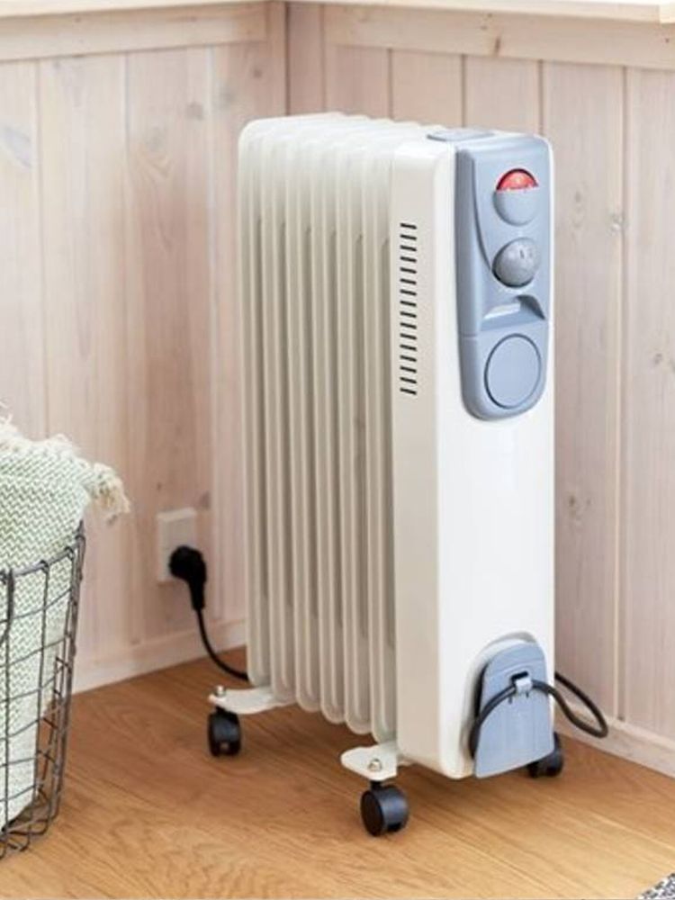 Varmeovn - Oljefylt Radiatorovn 1500 watt Termostatstyrt