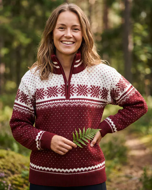 Hovedbilde Bretind Tradisjon ullgenser med zip i kamgarn - unisex - burgunder/natur