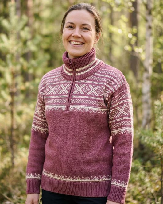 Hovedbilde Bretind Setesdal, ullgenser med zip til dame og herre – Rosa/natur