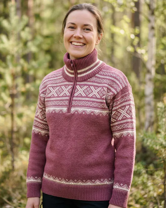 Hovedbilde Bretind Setesdal, ullgenser med zip til dame og herre – Rosa/natur